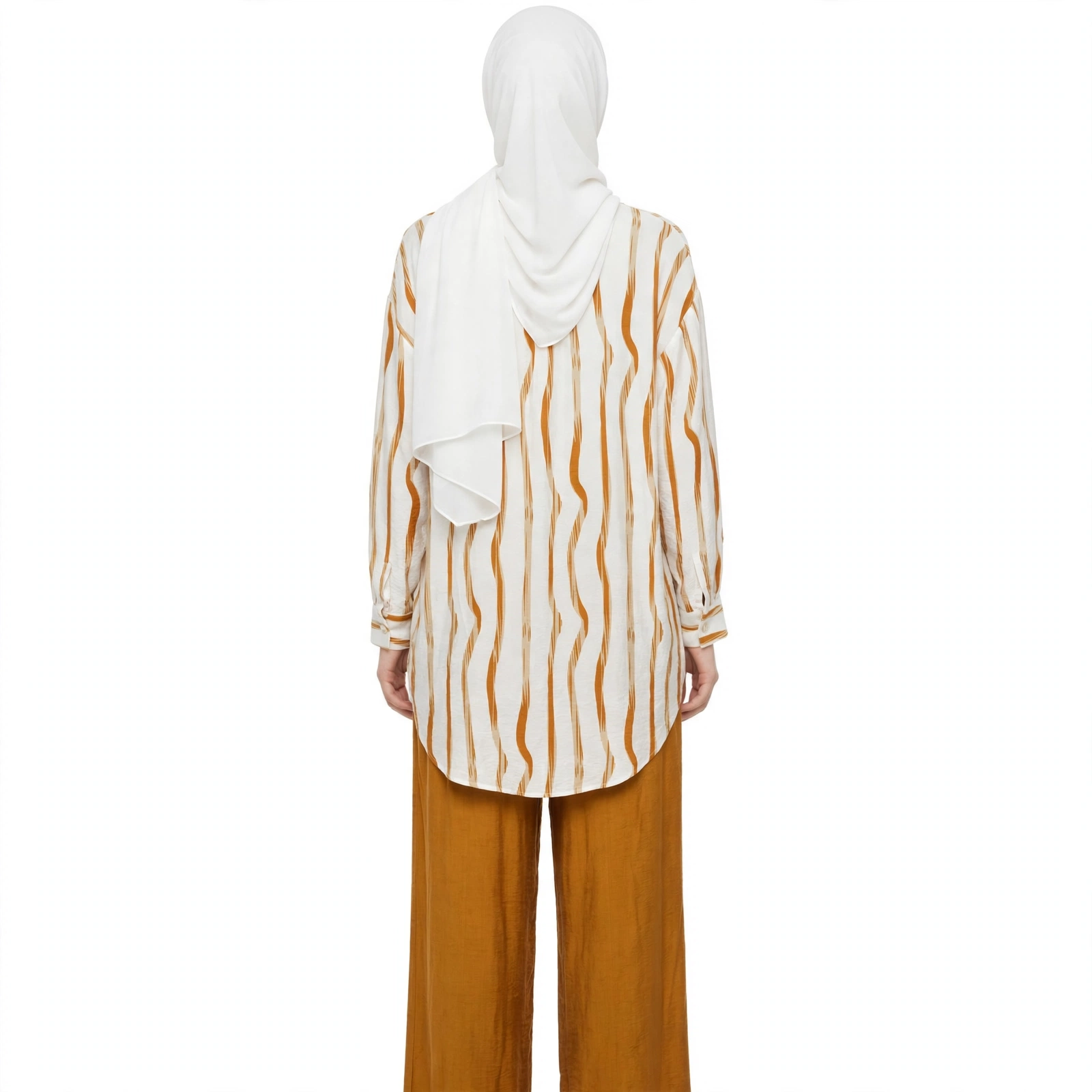 Ensemble 019 – Image 4