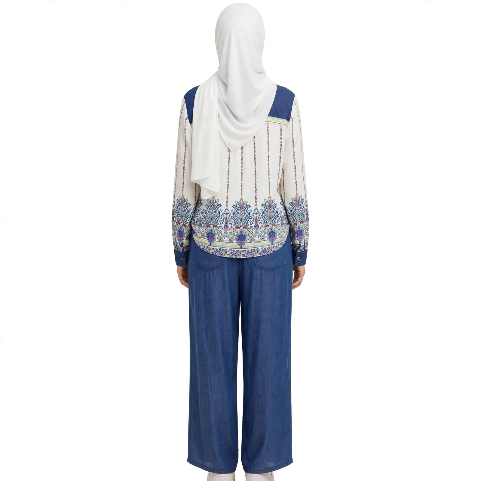 Ensemble 022 – Image 3